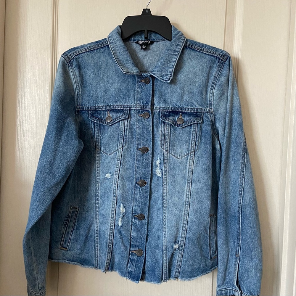 ⭐️Buffalo David Bitton Lightly Distressed Jean Jacket⭐️